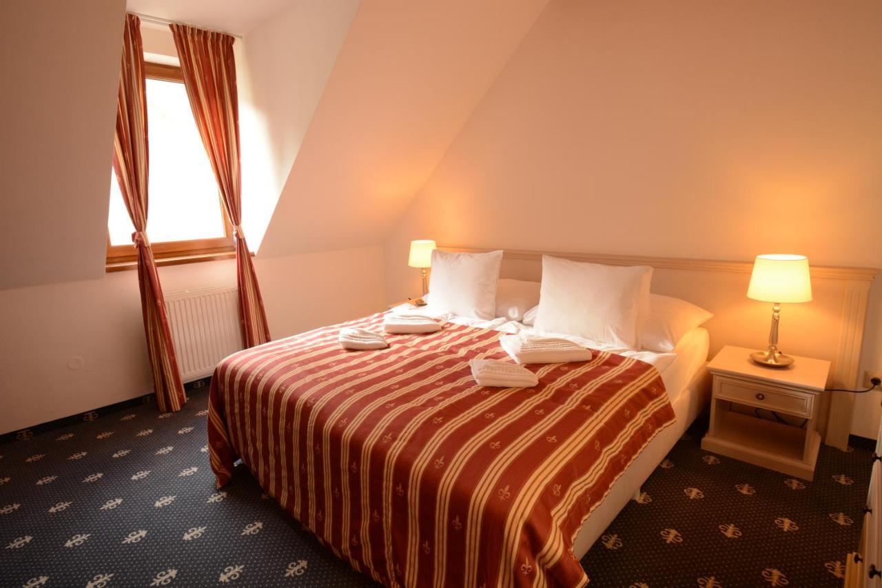 Hotel Hradna Brana Bratislava Exteriér fotografie