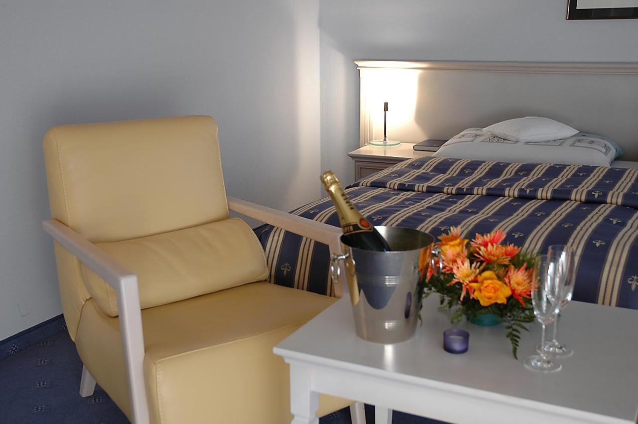 Hotel Hradna Brana Bratislava Pokoj fotografie