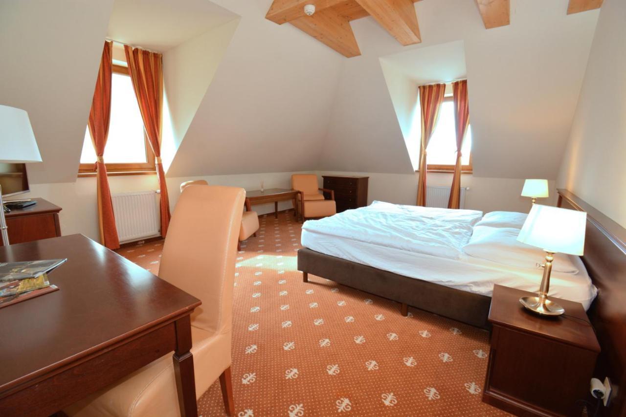 Hotel Hradna Brana Bratislava Exteriér fotografie